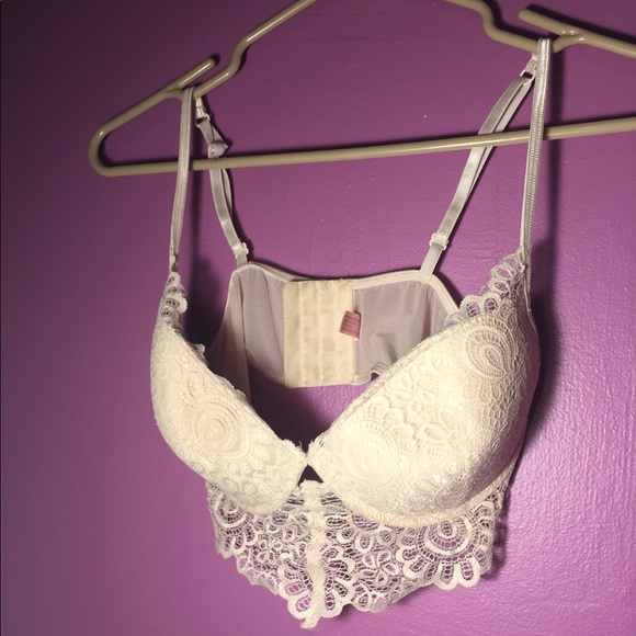 Peaches & crėam 🍑 - Picture 2 of 2